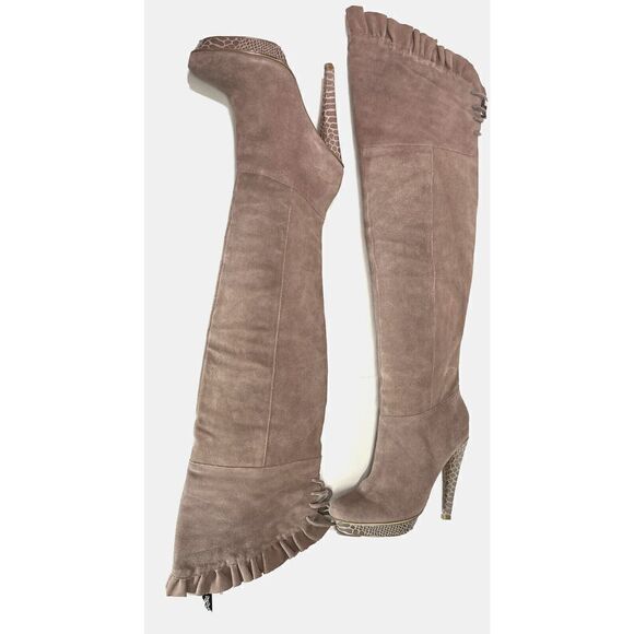 Steve Madden Size 7 Knee High Boots Taupe Suede Platform Sexy Ruffle Lilianna - Picture 16 of 16